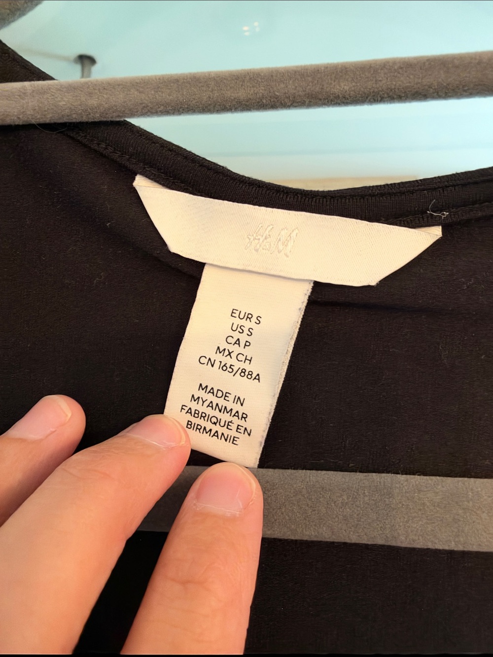 H&M Black Square-Neck Short Sleeve Tee - Picture 2 of 2